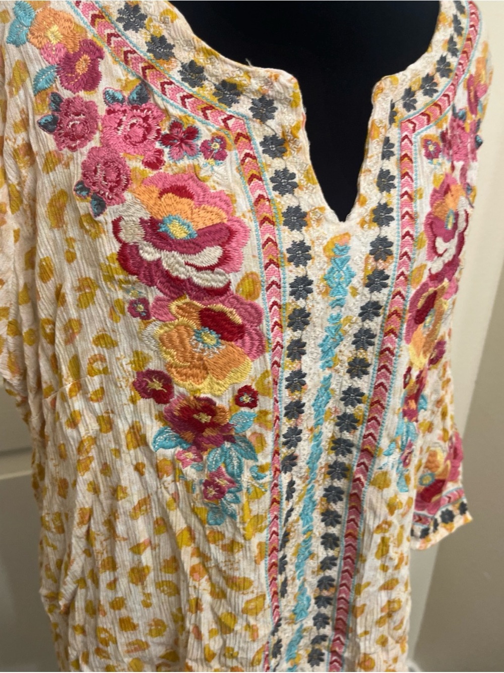 Savanna Jane Top Pull On Crinkle Gold Leopard Mulitcolored Floral Embroidery 2X - Picture 3 of 10